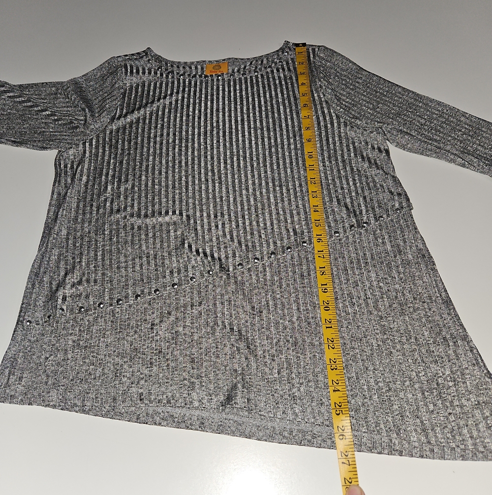 Ruby Rd. Platinm Sparkle Ribbed Layered Tunic Top - Picture 10 of 13